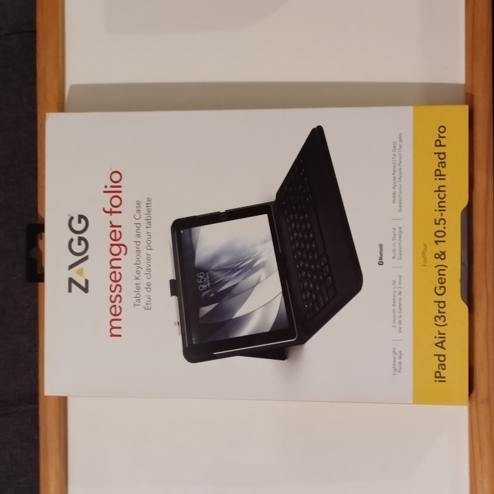 ZGG messenger folio Tablet, Keyboard, Case & Charger
